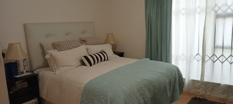 3 Bedroom Property for Sale in Peerless Park Western Cape